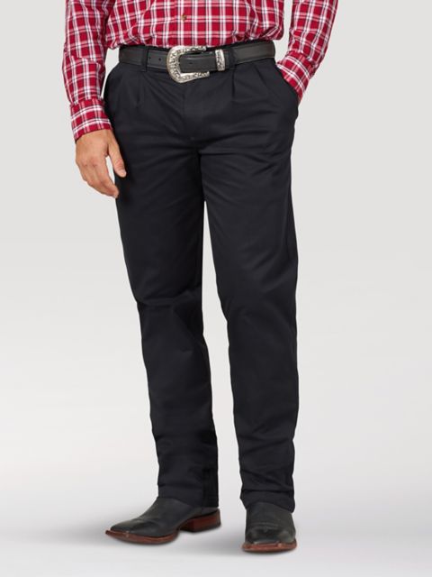 Мужские брюки Wrangler Men's Wrangler Casuals® Pleated Front Relaxed Fit Pants