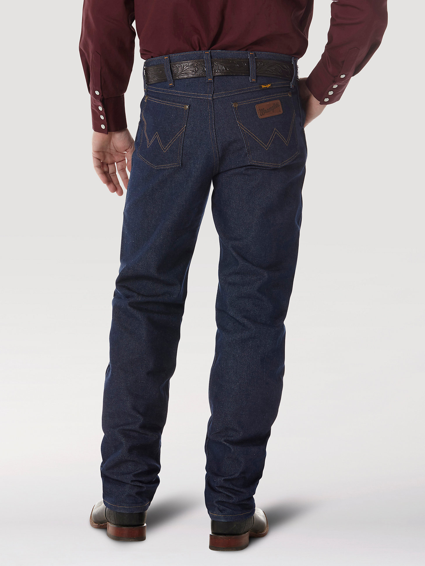 Rigid Premium Performance Cowboy Cut® Regular Fit Jean in Rigid