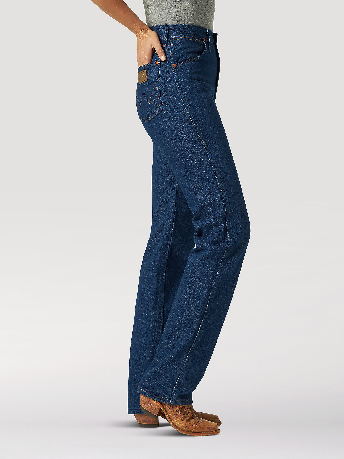 Women's Wrangler® Cowboy Cut® Slim Fit Jean in Prewashed Indigo alternative view 4