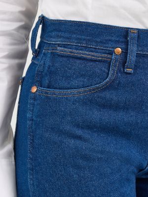 Women's Wrangler® Cowboy Cut® Slim Fit Jean in Prewashed Indigo alternative view 8