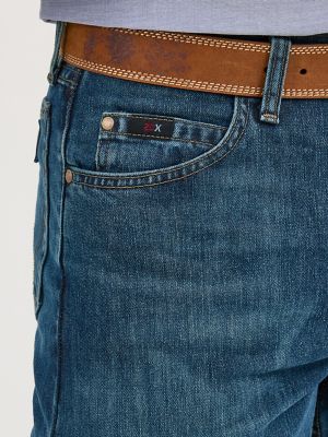 Wrangler® 20X® 01 Competition Jean in River Wash alternative view 5