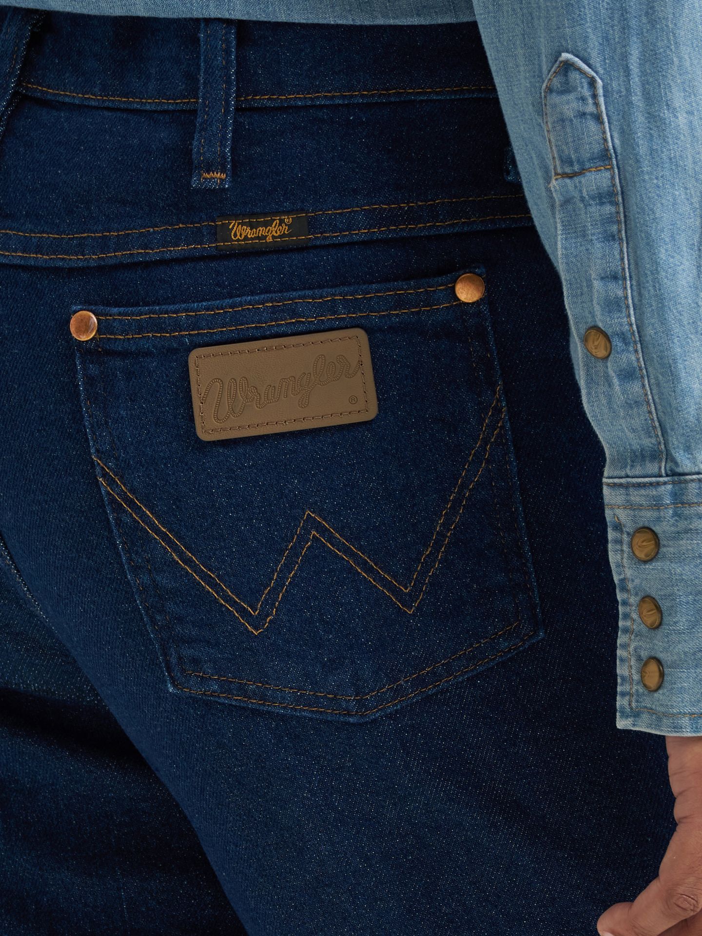 Мужские джинсы Wrangler Cowboy Cut® Navy Stretch Slim Fit, цвет: Тёмно-синий — фото 5