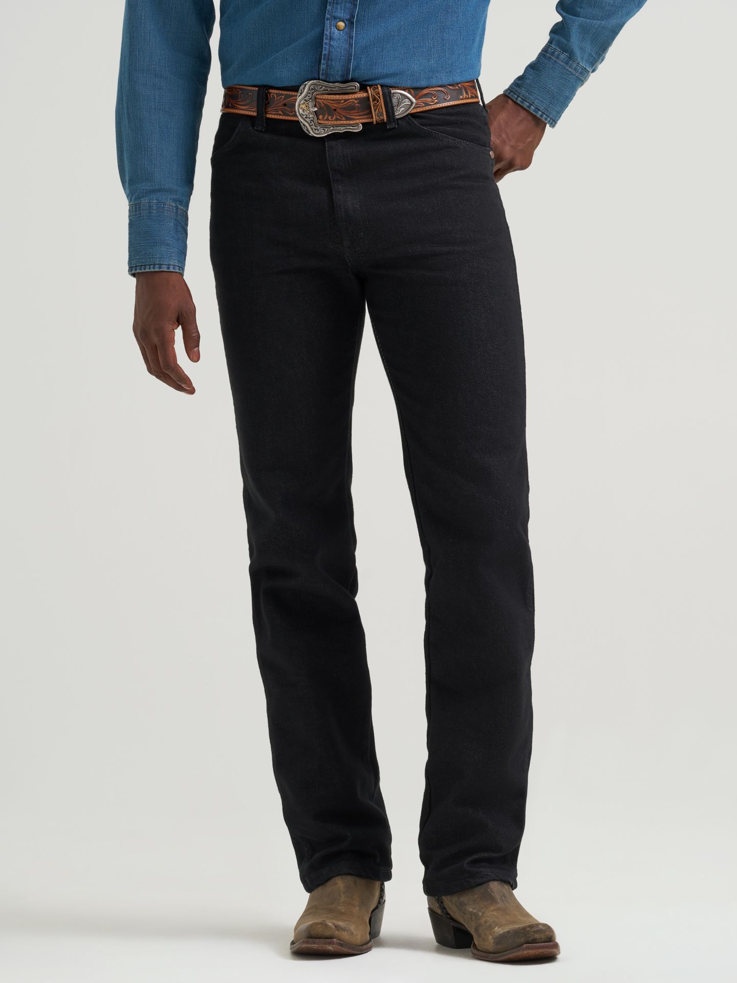 Мужские джинсы Wrangler Cowboy Cut® Stretch Slim Fit Jean, цвет: Чёрный — фото 3