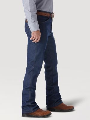 Wrangler® Cowboy Cut® Bootcut Jean Rigid - Slim Fit Jean in Navy