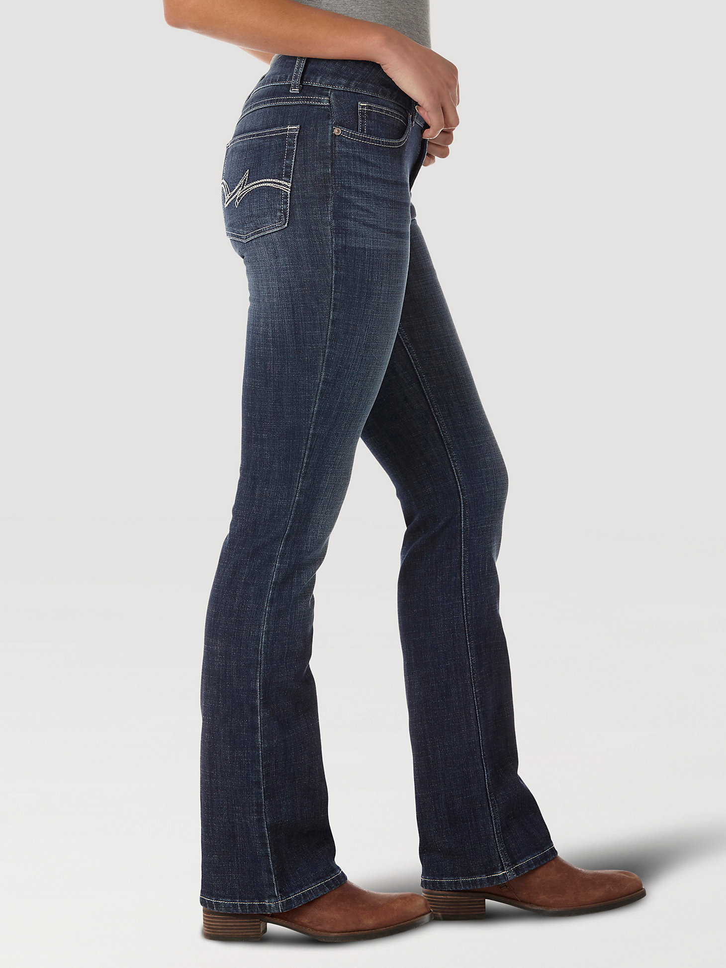 Descubrir 96+ imagen wrangler boot cut womens jeans