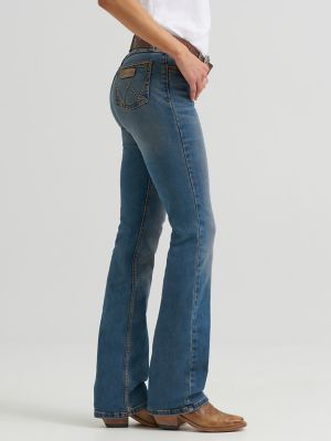 Women's Wrangler Retro® Mae Jean in KM Wash alternative view 3