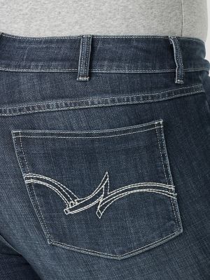 Women's Bootcut Jean (Plus) in DO Wash