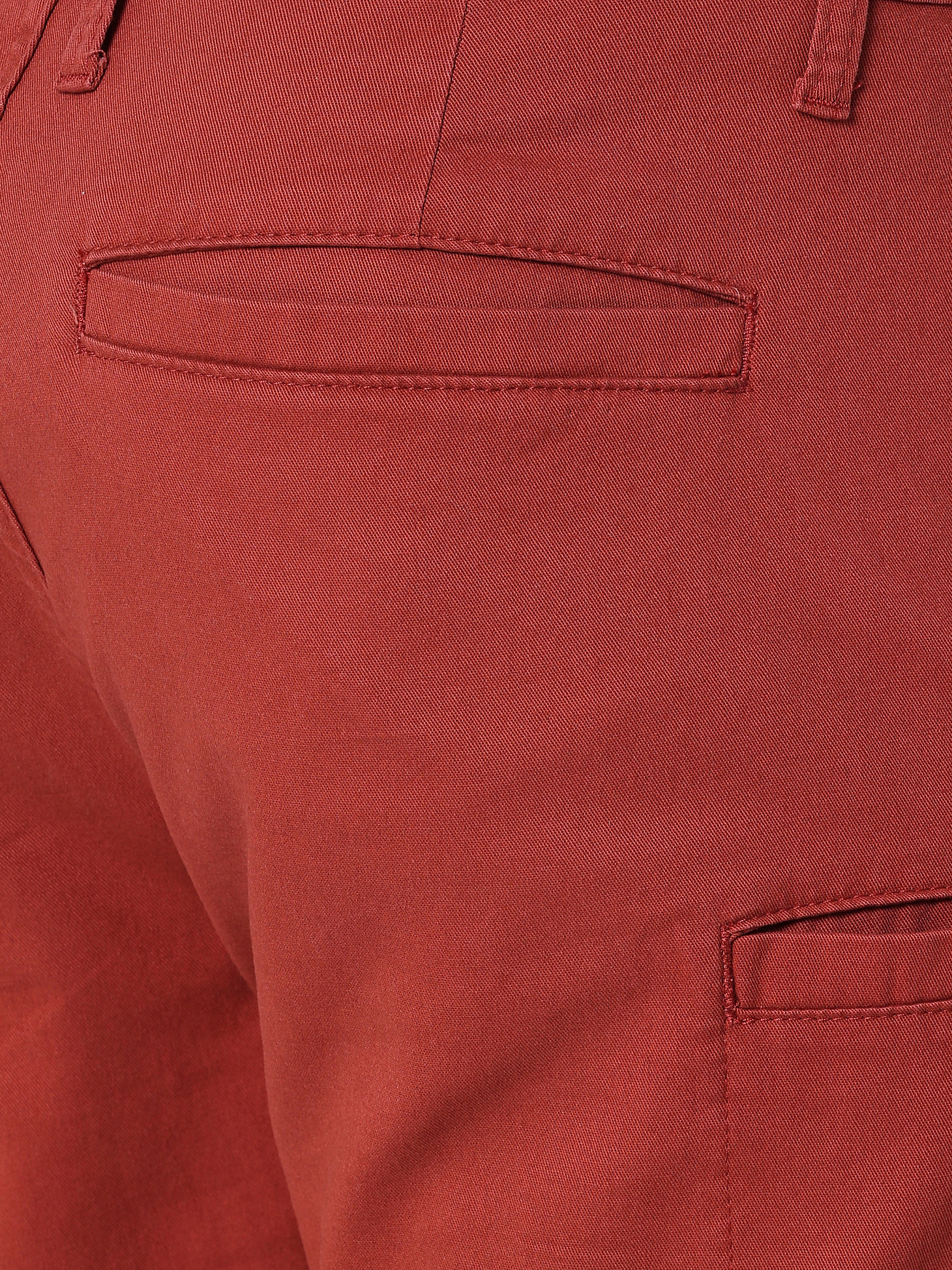 Wrangler Rugged Wear® Flat Front Chino Short in Dark Red alternative view 3