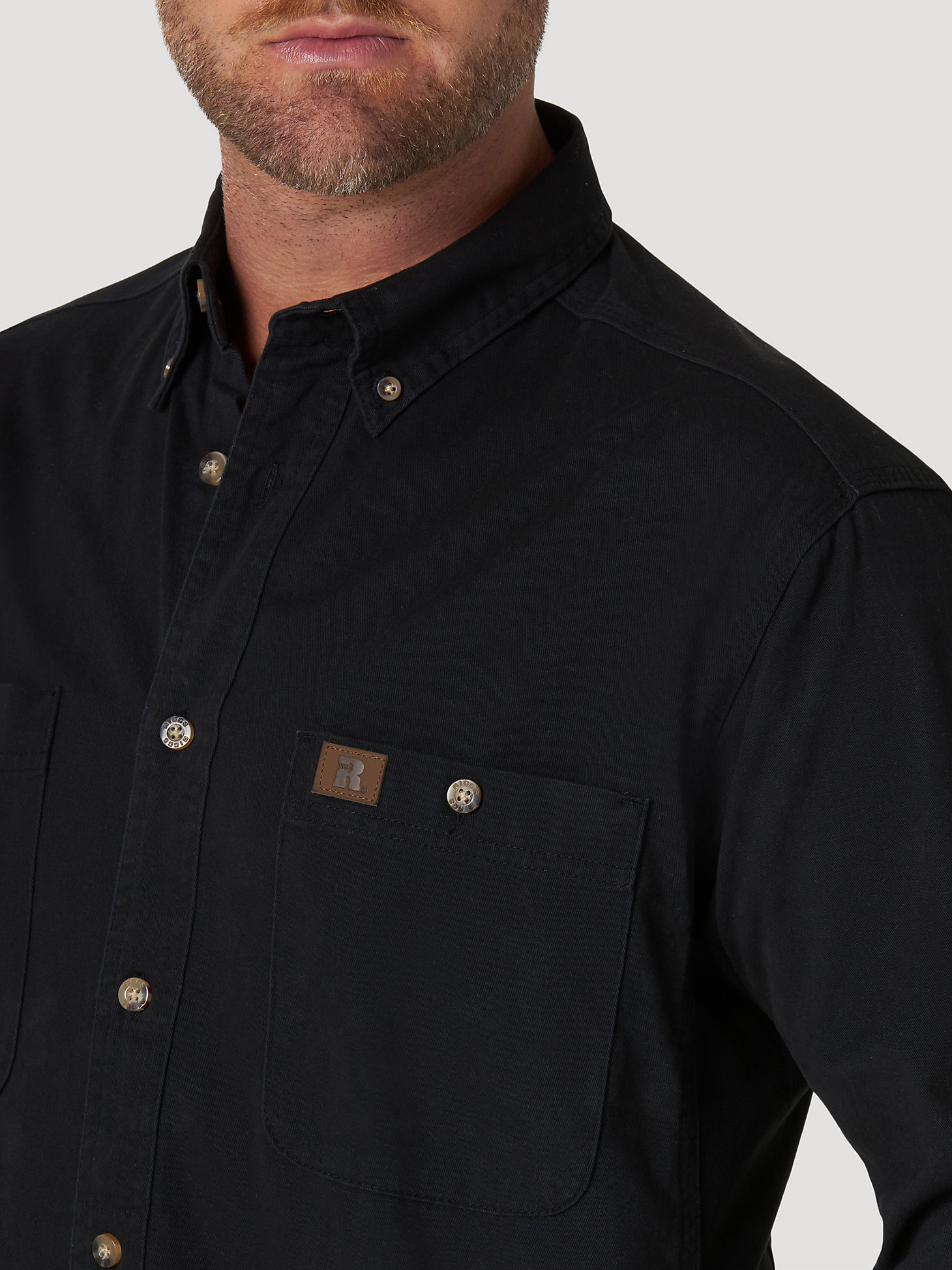 Wrangler® RIGGS Workwear® Long Sleeve Button Down Solid Twill Work Shirt in Black alternative view 2