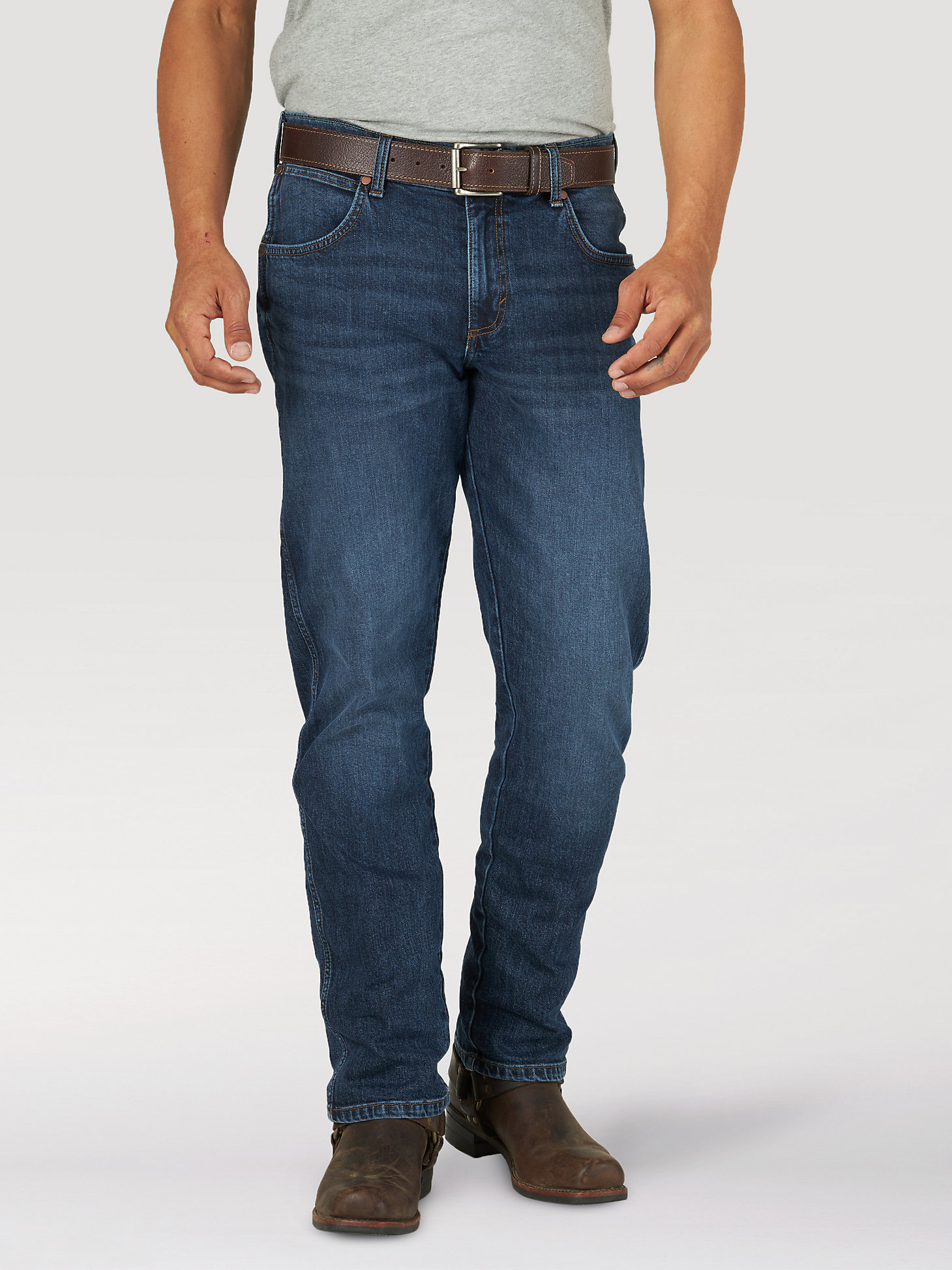 Men's Wrangler Retro® Slim Fit Straight Leg Jean in Dusty Navy main view