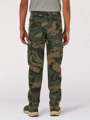 Boy's Wrangler&reg; Free To Stretch Gamer Cargo Pant (4-7) in Camo