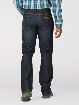 Wrangler Men's FR Flame Resistant Slim Fit Jean, Prewash, 27x32 :  : Clothing, Shoes & Accessories