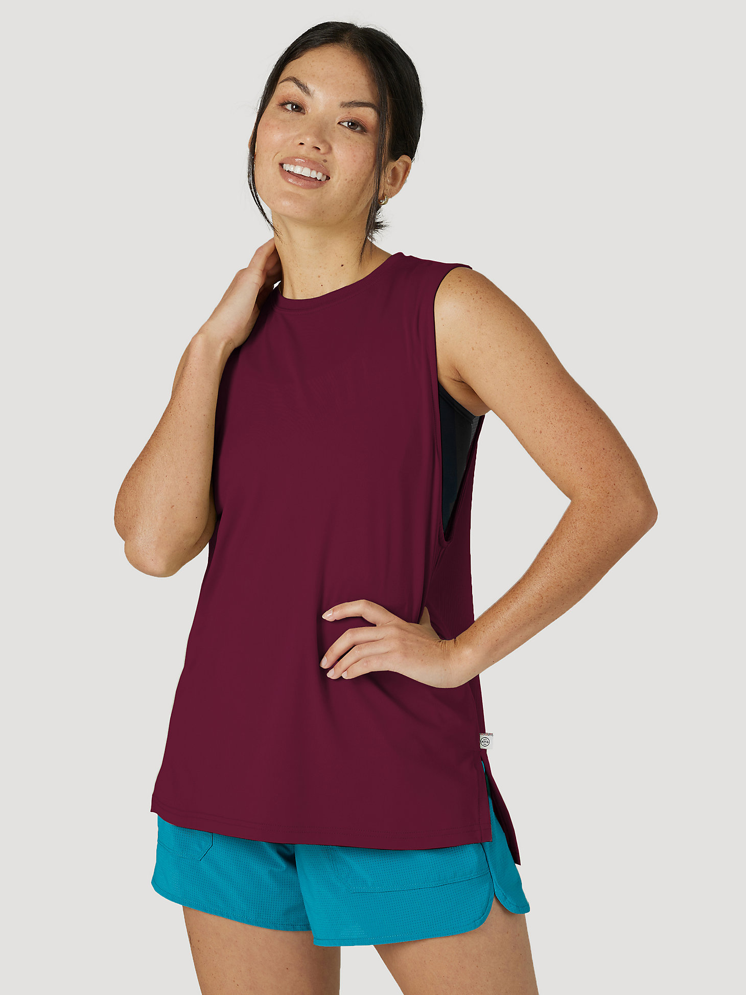 ATG By Wrangler™ Women's Relaxed Fit Tank in Fig alternative view 1