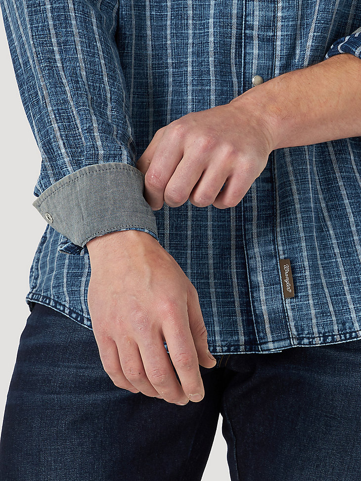 Men's Wrangler Retro® Denim Stripe Long Sleeve Snap Shirt in Blue/White alternative view 3