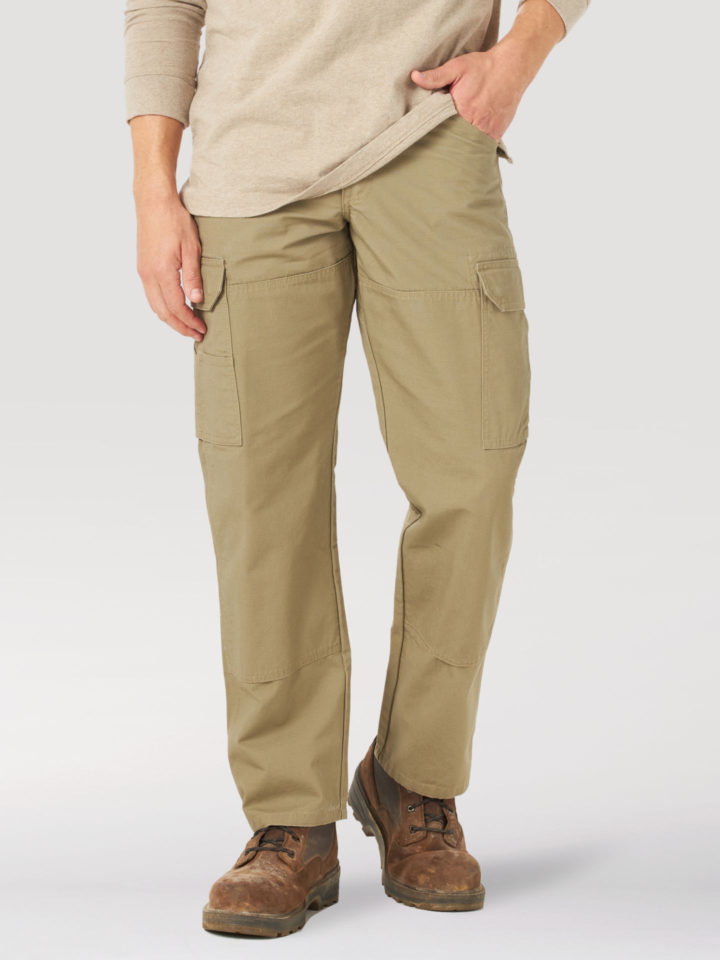 Мужские брюки Wrangler Workwear Cargo Pant, цвет: Коричневый — фото 1