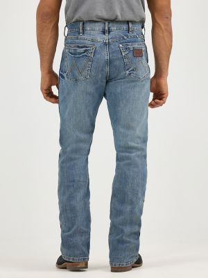 Men's Wrangler Retro® Relaxed Fit Bootcut Jean in Greeley alternative view 2