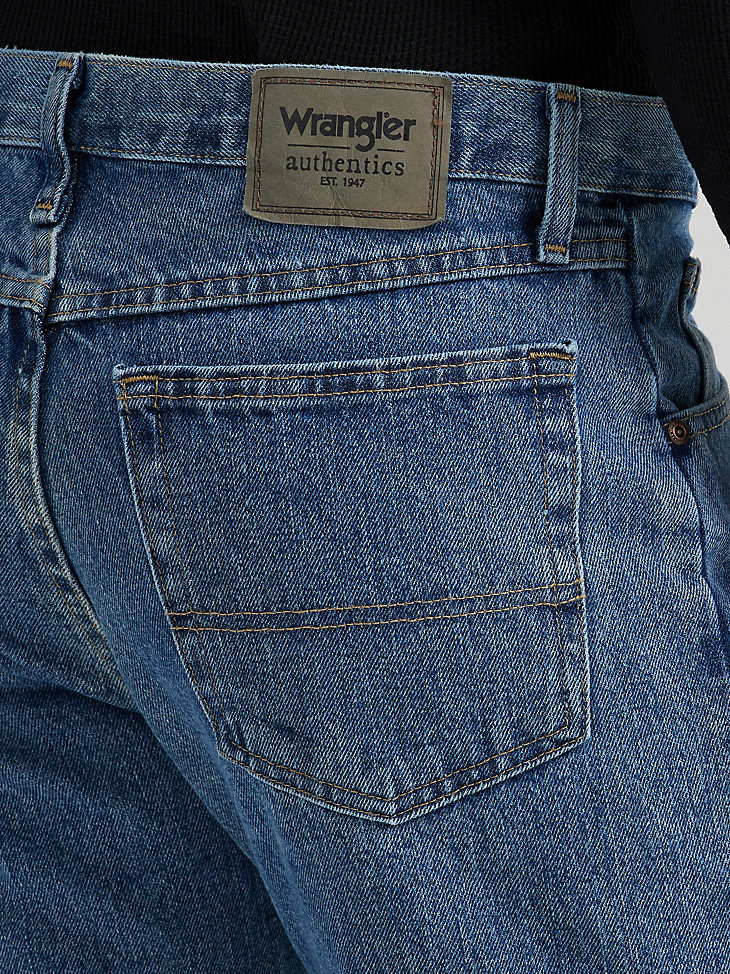 Men's Wrangler Authentics® Regular Fit Cotton Jean in Vintage Blue alternative view 2