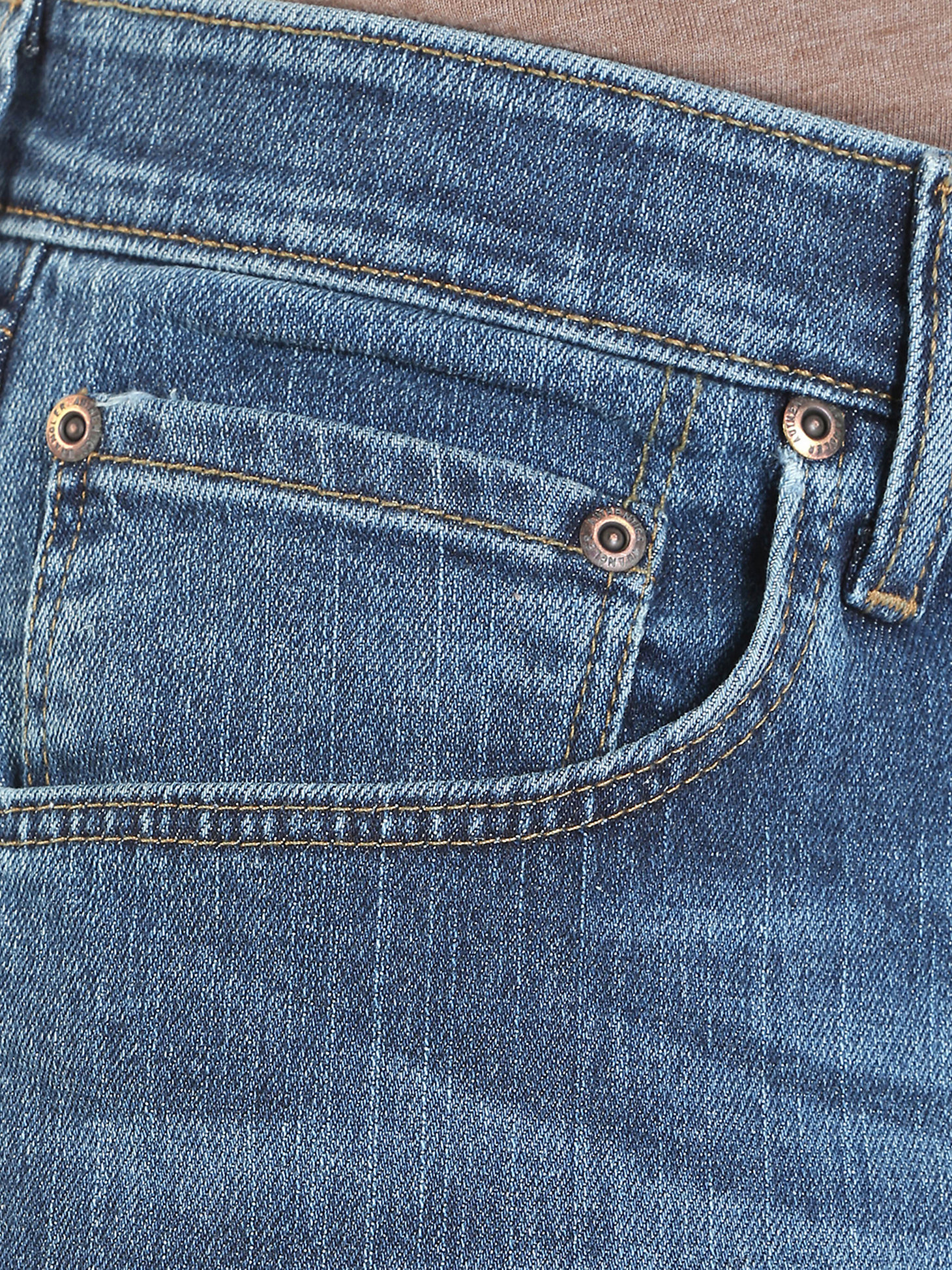Men's Wrangler Authentics® Regular Fit Comfort Waist Jean in Blue Ocean alternative view 5