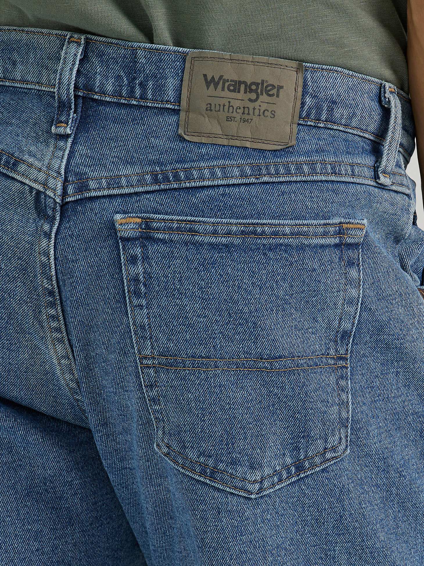 Men's Wrangler Authentics® Relaxed Fit Flex Jean in Vintage Blue alternative view 2
