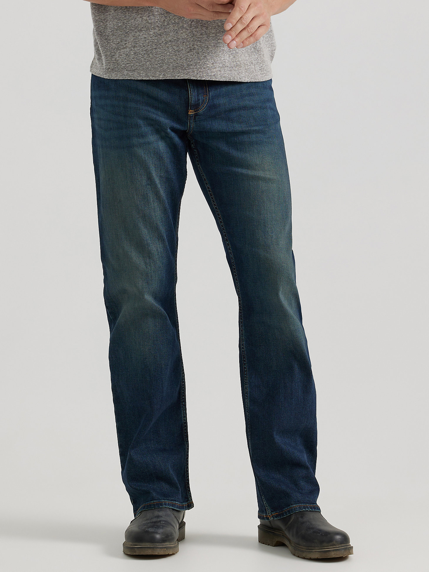 forfængelighed Bærecirkel Flad Men's Wrangler Authentics® Relaxed Fit Bootcut Jean