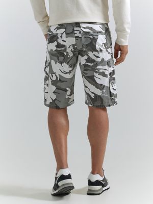 Snow camo deals cargo shorts