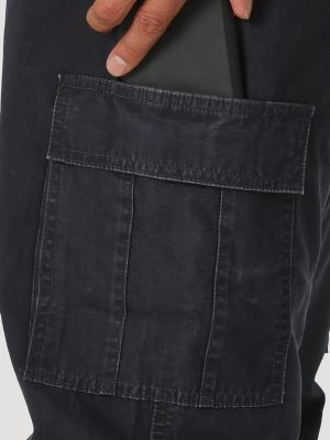 Wrangler Men's Relaxed Fit Black Textured Cotton Cargo Work Pants (36 X 32)  in the Pants department at