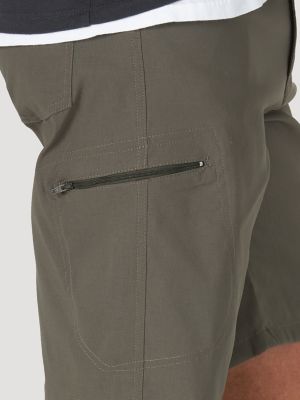 Wrangler cargo shorts hot sale with stretch waist