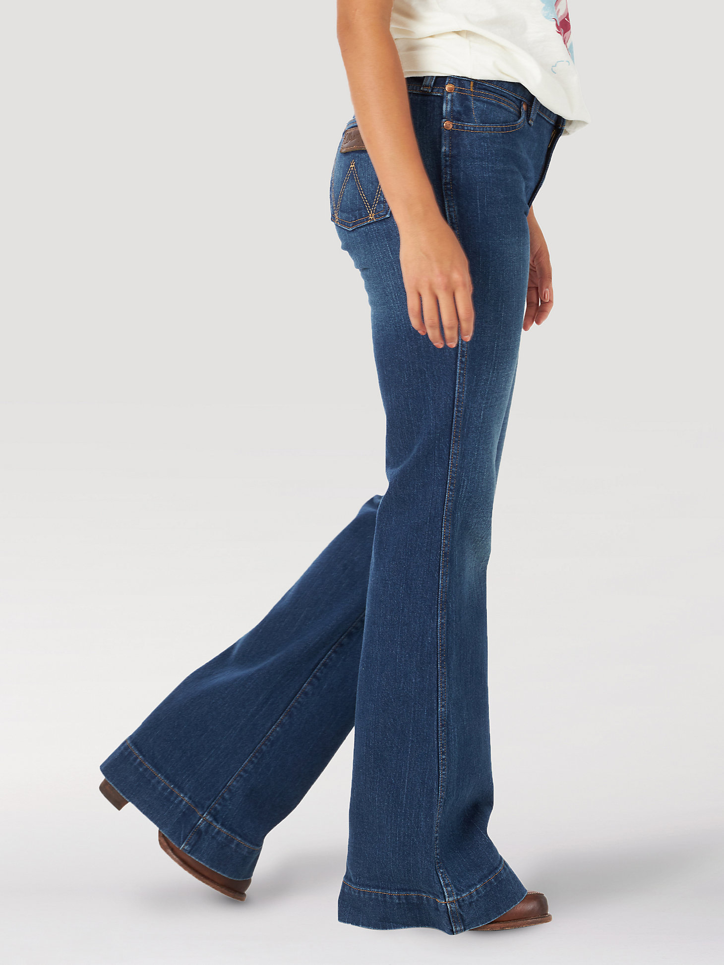 Women's Wrangler Rooted Collection™ USA High Rise Trouser Jean in Blue alternative view 1