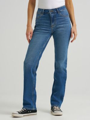 Women's Wrangler® High Rise True Straight Leg Jean in Ocean Medium alternative view 2