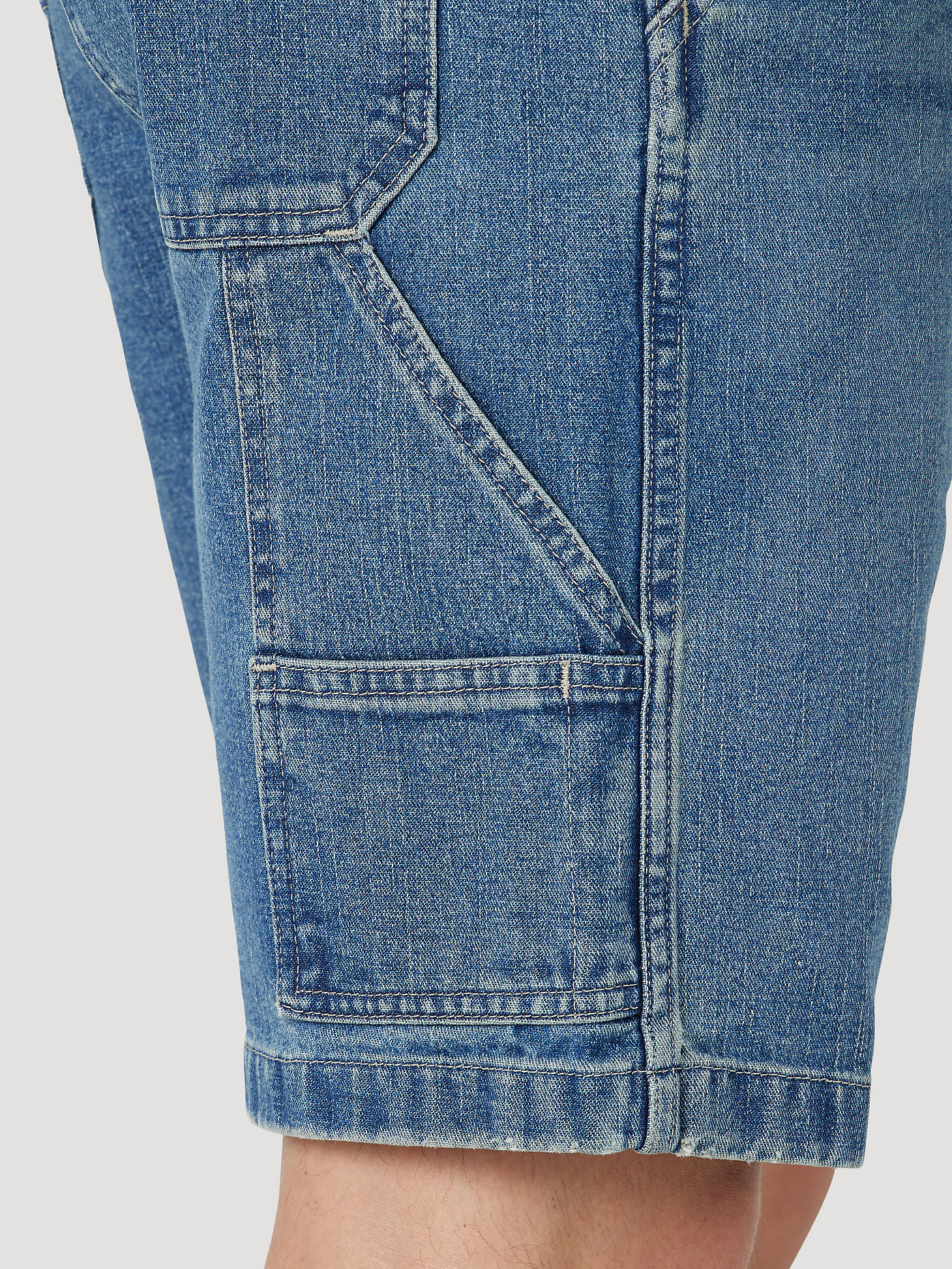 Men's Wrangler® Five Star Premium Carpenter Shorts in Vintage Tint alternative view 7