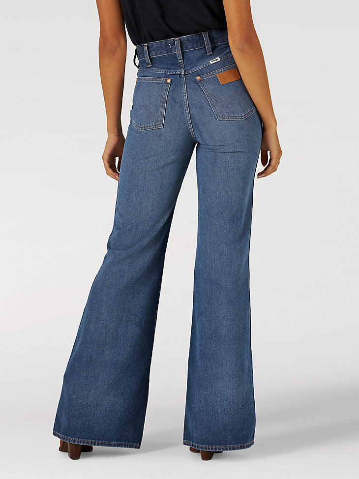 Women's Wrangler® Wanderer 622 High Rise Flare Jean in Rose Tint alternative view