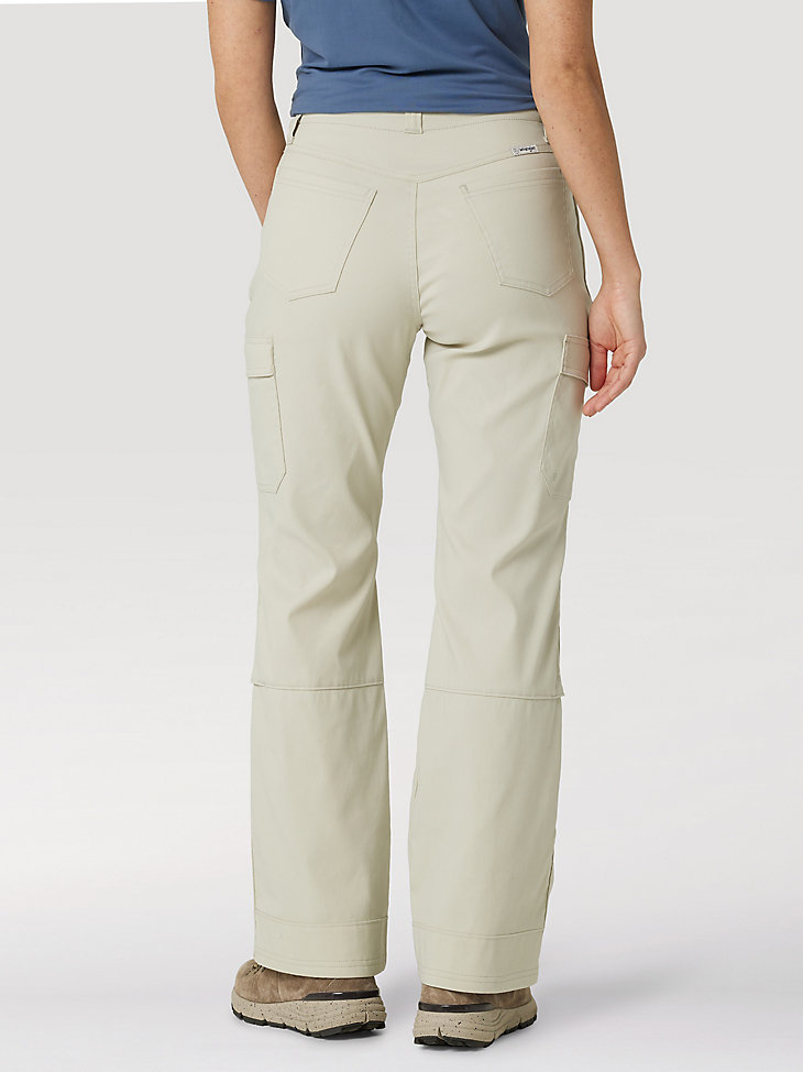 Womens Clothing Trousers Stradivarius Petite Straight Leg Cargo Pants in Natural Slacks and Chinos Cargo trousers 