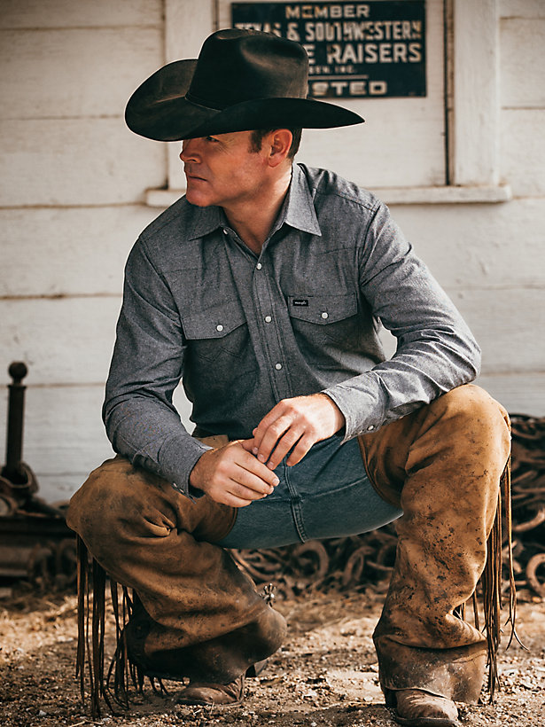 Men's Cowboy Cut Work Chambray Long Sleeve Western Snap Shirt in Moonless Night