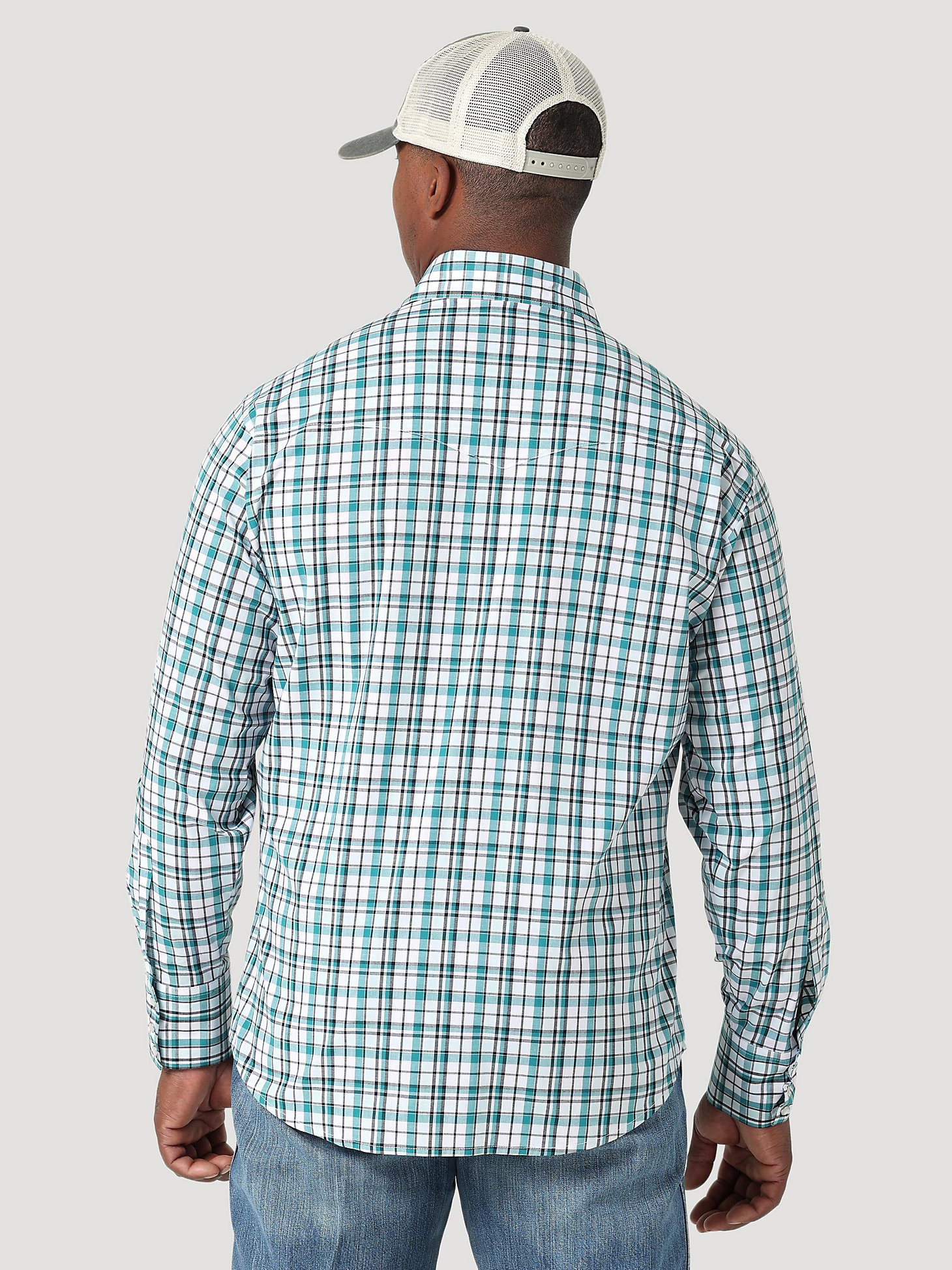Men's Wrinkle Resist Long Sleeve Western Snap Plaid Shirt in Cyan Mist alternative view 1