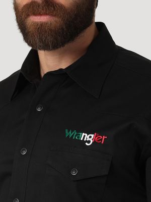 Men's Wrangler® Logo Long Sleeve Button Down Solid Shirt in Black alternative view 5