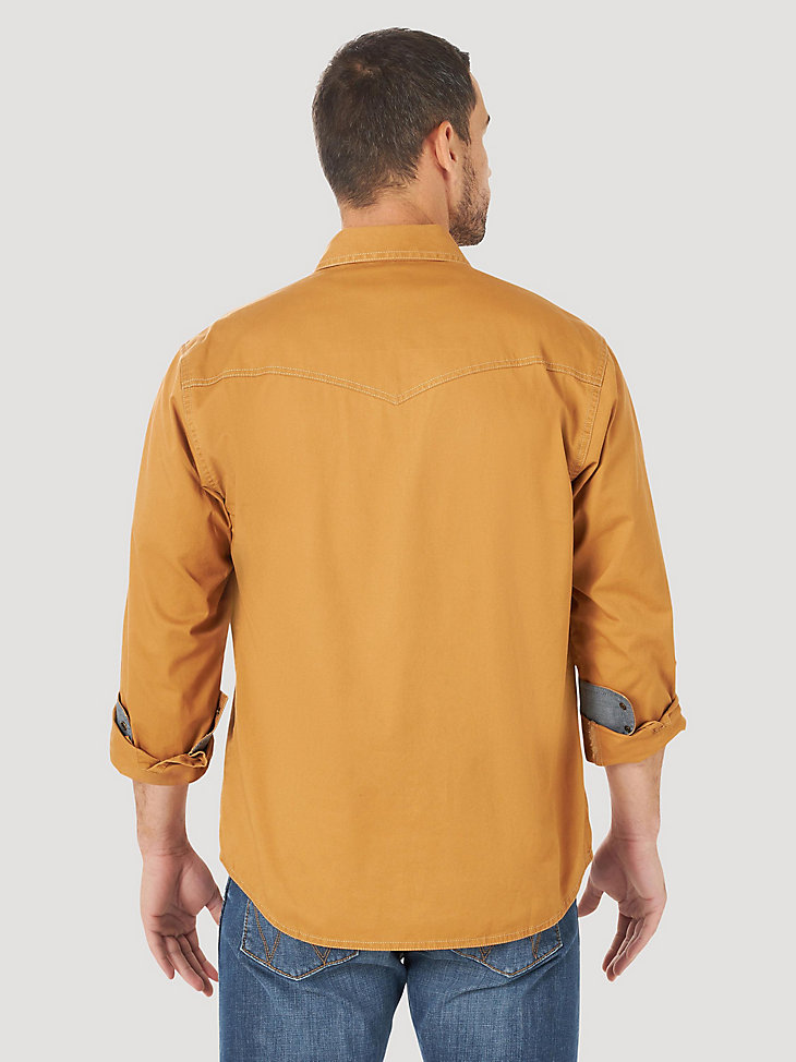 Men's Wrangler Retro® Premium Long Sleeve Western Snap Solid Shirt in Rawhide alternative view 2