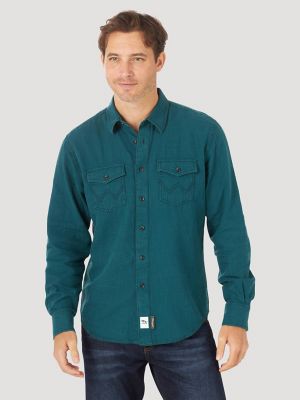 Men's Wrangler Retro® Premium Long Sleeve Button-Down Solid Shirt