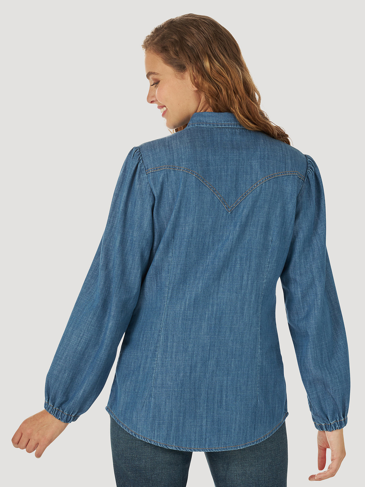 Women's Wrangler Retro® Sleeve Denim Snap Shirt in denim alternative view 3
