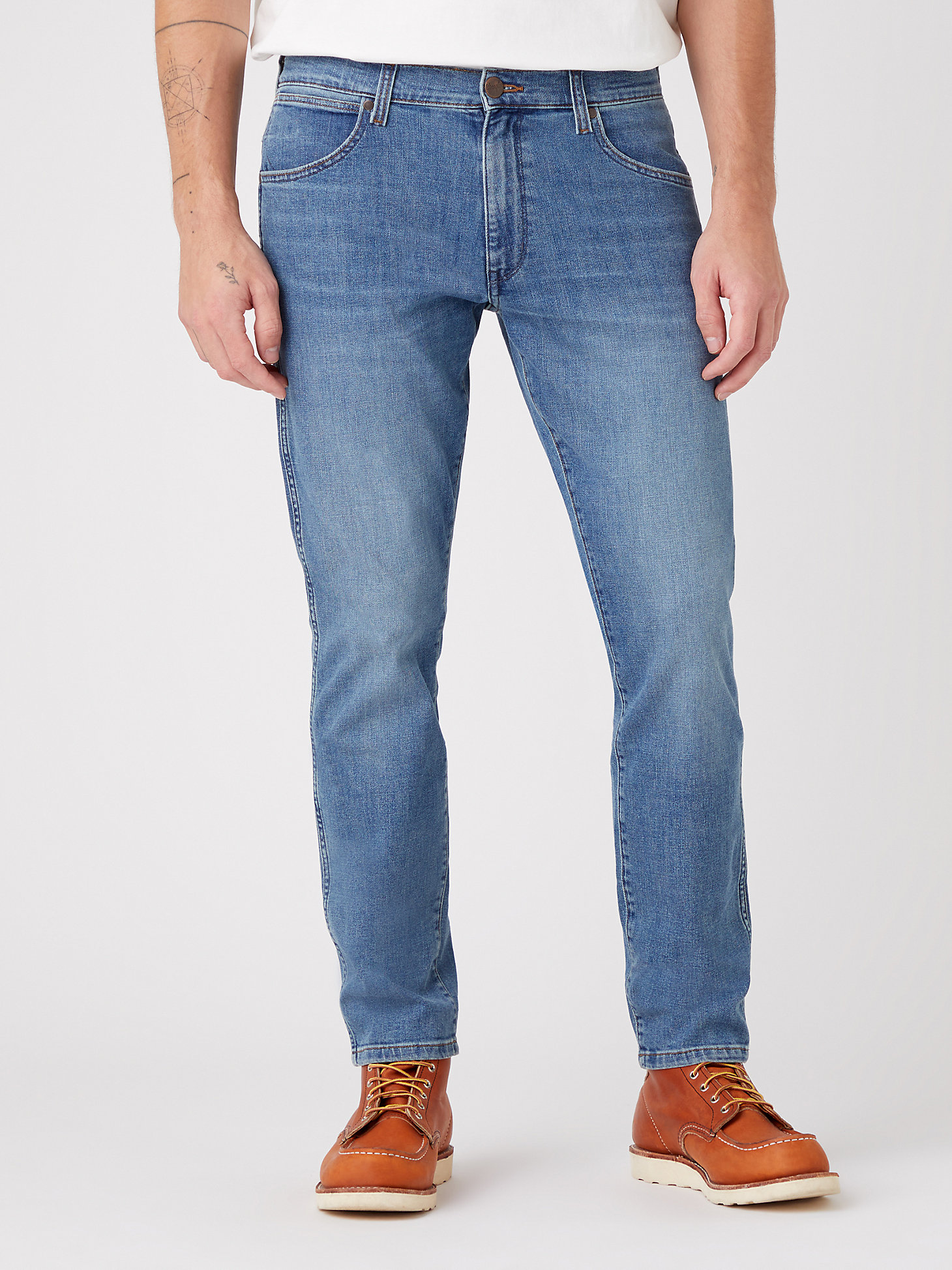 Mens Clothing Jeans Slim jeans Save 19% Wrangler Denim Larston Slim Jeans in Blue for Men 