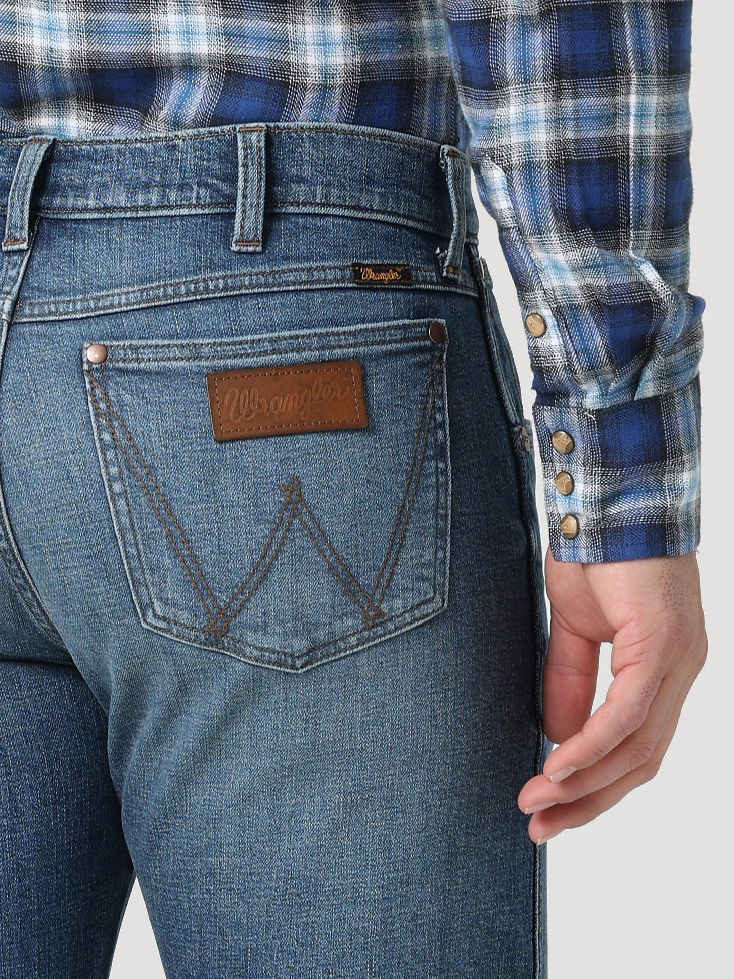 The Wrangler Retro® Premium Jean: Men's Slim Straight in Ansley alternative view 3