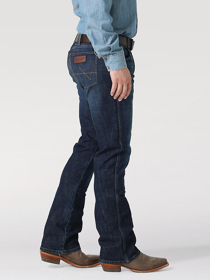 Men's Wrangler Retro® Slim Fit Bootcut Jean in Merriam alternative view 5