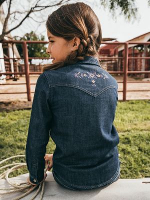Girl's Long Sleeve Embroidered Western Snap Denim Shirt | Girls GIRLS |  Wrangler®