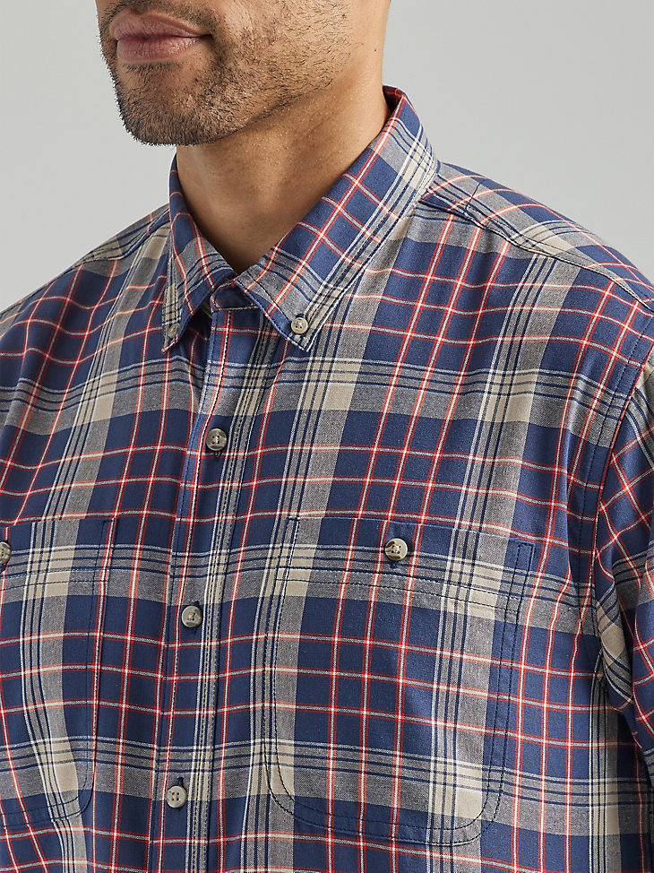 Wrangler Rugged Wear® Long Sleeve Easy Care Plaid Button-Down Shirt in Dallas alternative view 2