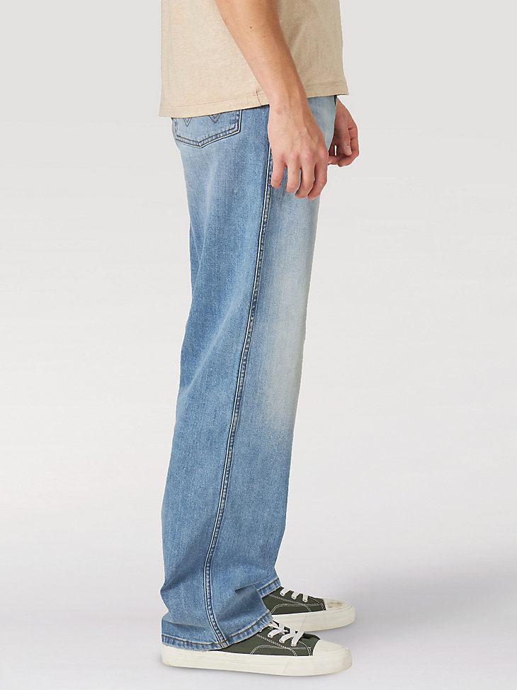 Men's Wrangler® Heritage Redding Loose Fit Jean in Sunshine Blue alternative view 4