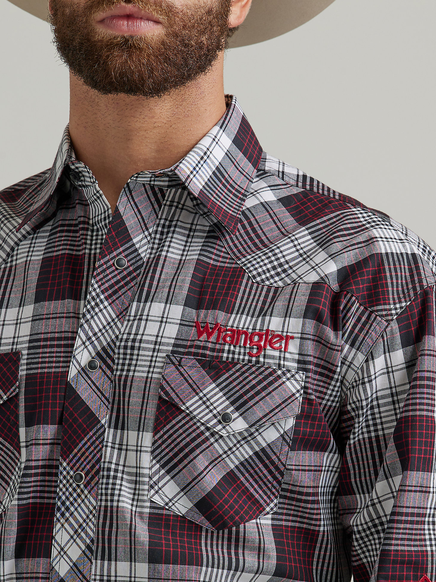 Men's Wrangler® Logo Long Sleeve Western Snap Plaid Shirt in Black Rose alternative view 2