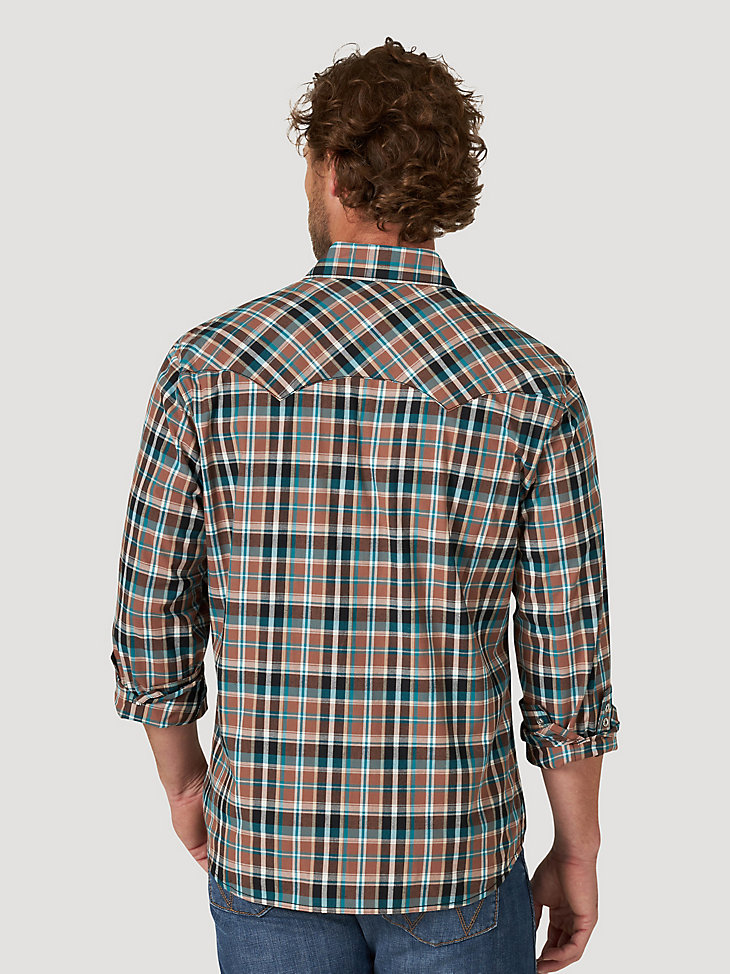 Men's Wrangler Retro® Long Sleeve Sawtooth Snap Pocket Western Shirt in Terra alternative view
