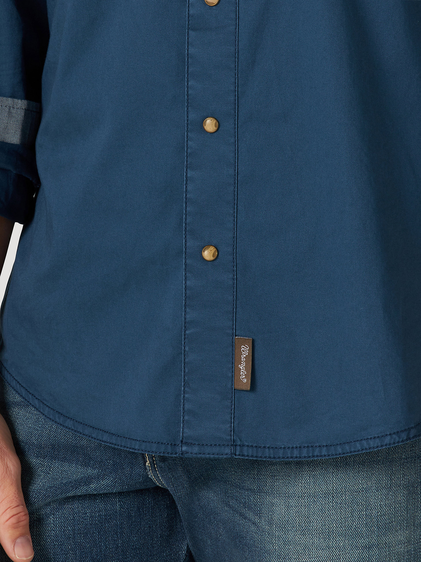 Men's Wrangler Retro® Premium Long Sleeve Western Snap Solid Shirt in Seascape alternative view 3