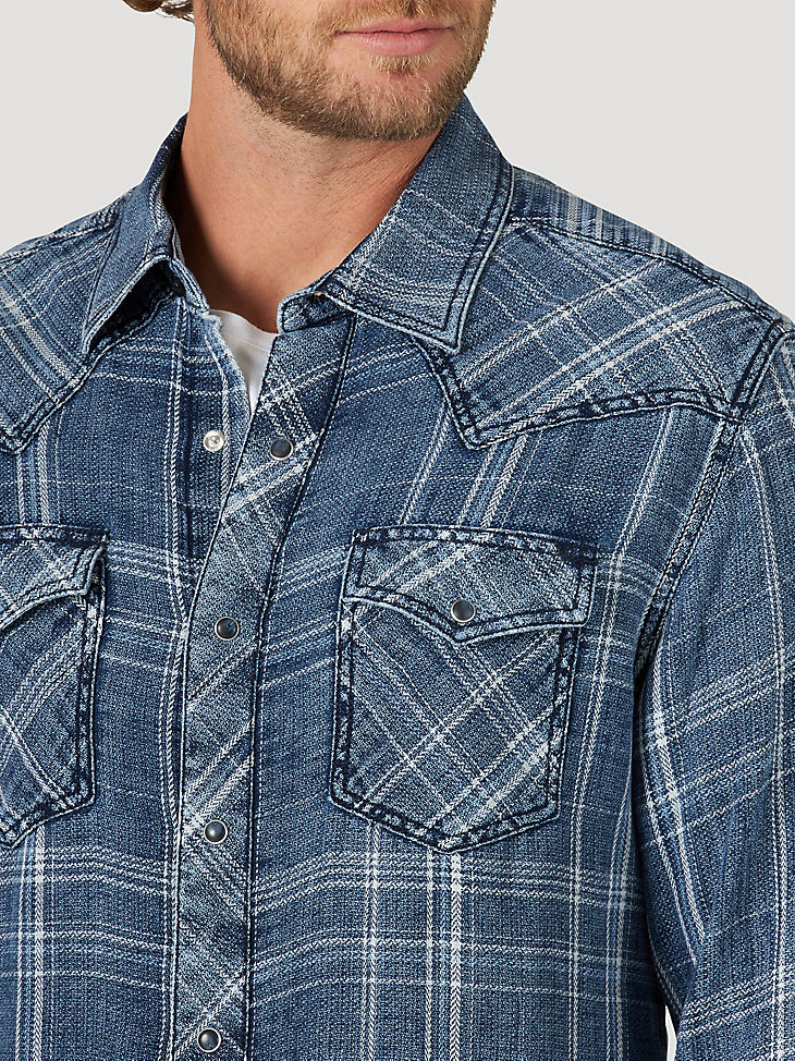 Men's Wrangler Retro® Premium Long Sleeve Western Snap Indigo Plaid Shirt in Indigo Flow alternative view 2
