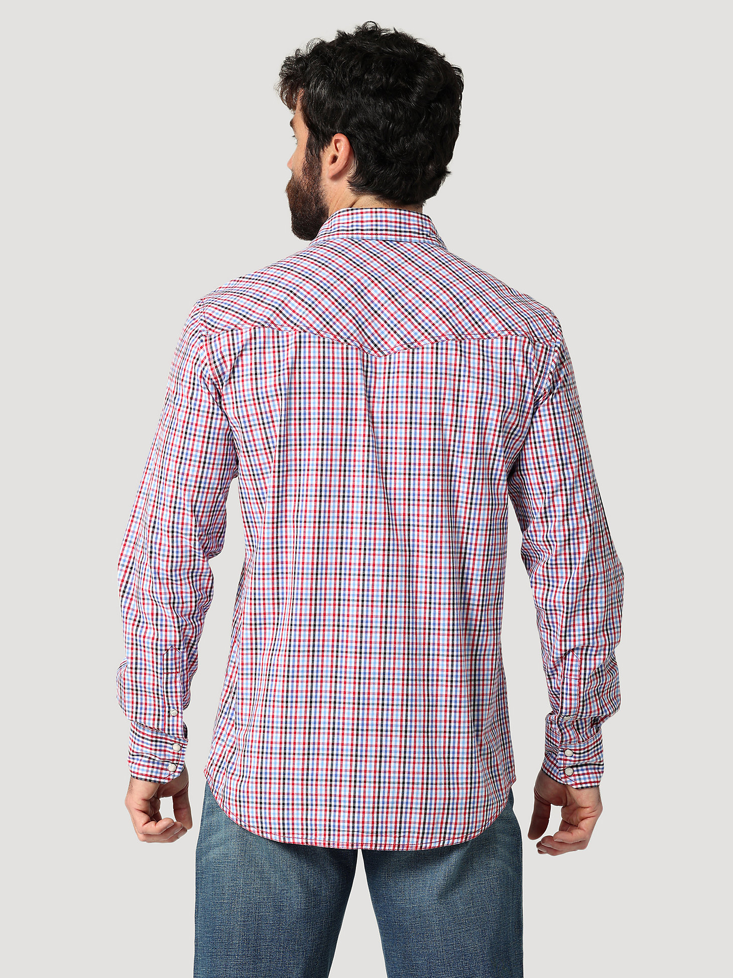 Men's Wrangler® 20X® Competition Advanced Comfort Long Sleeve Two Pocket Western Snap Plaid Shirt in Fine Red alternative view 1