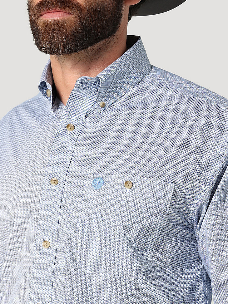 Men's George Strait Long Sleeve Two Pocket Button Down Print Shirt in Blue Eye alternative view 2